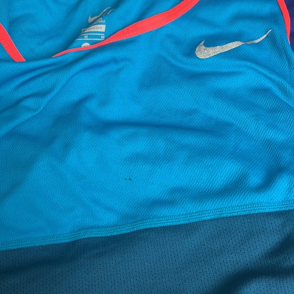 2 Nike running tank top singlet - Picture 5 of 7